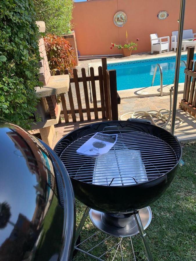 Con Piscina A 50 M De La Playa . Hébergement de vacances *