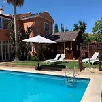 Chalet Con Piscina A 50 M De La Playa .