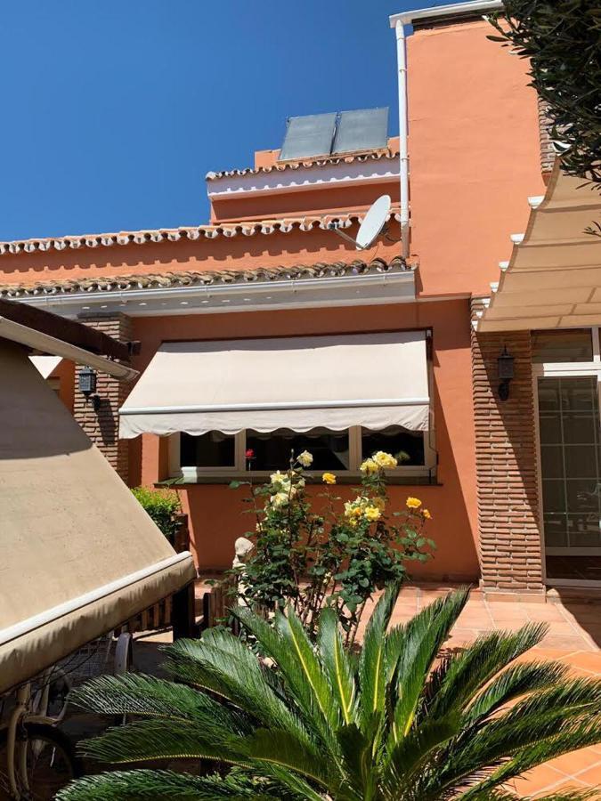 Con Piscina A 50 M De La Playa .